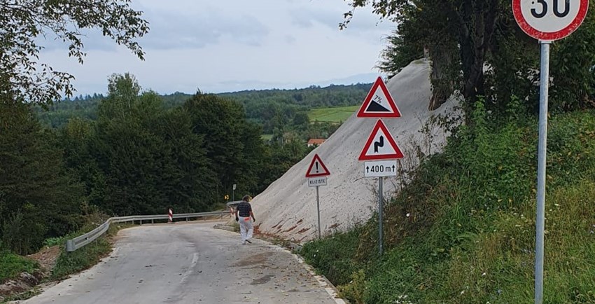 Sanirano klizište u Vukmaniću – vozače pozivamo na oprez